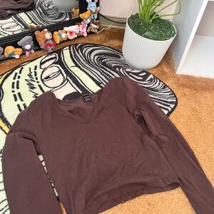 Brown deep U shaped neck